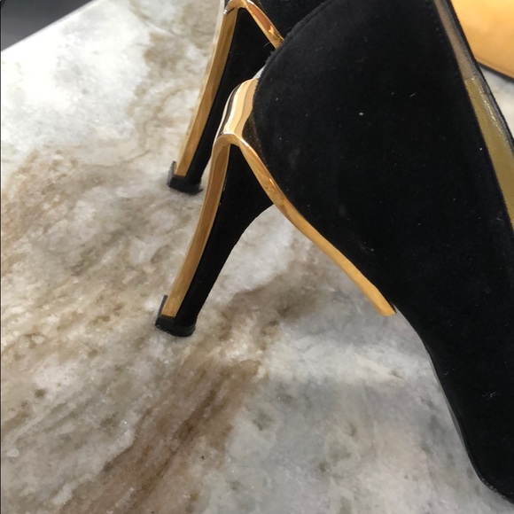 Charles Jourdan Suede structure heel pumps - Picture 6 of 8